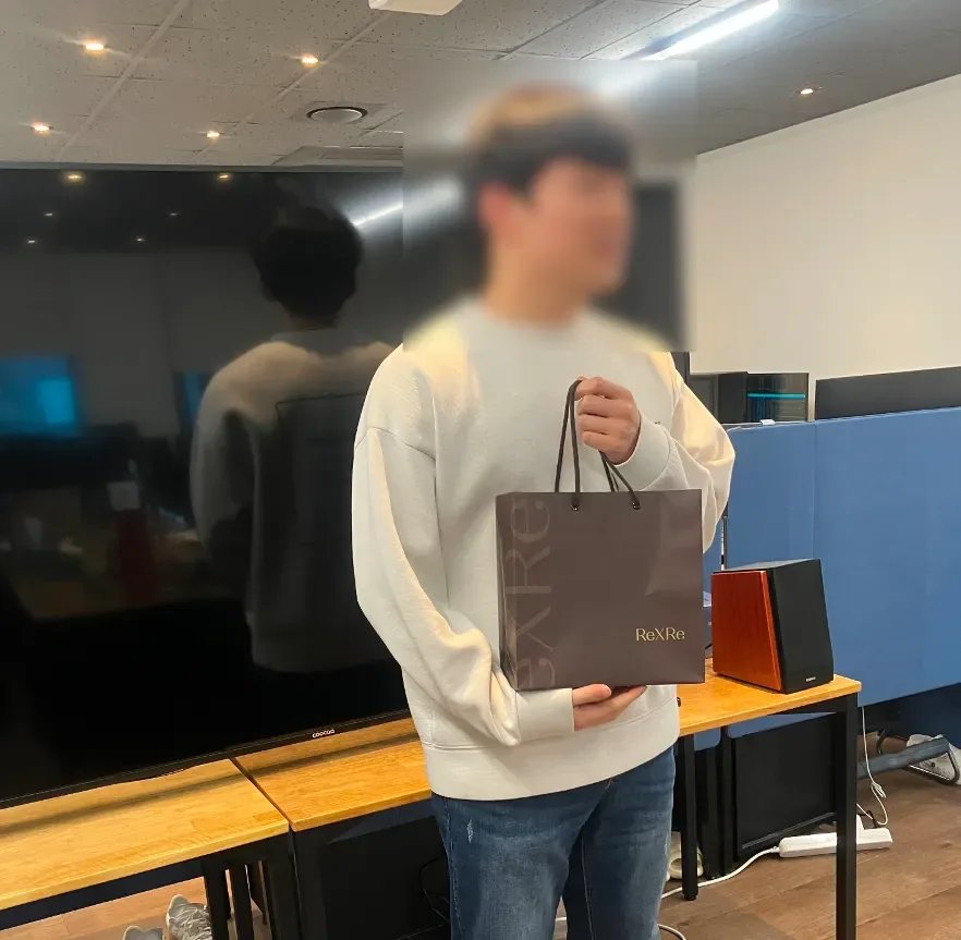 코르카 레슨런: 달리기 전 재정비의 시간. 바쁜 업무와 일상 속 자신을 돌아보고 기록할 수 있는 시간, 코르카… 본문 이미지